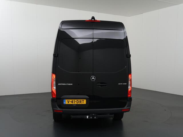 Mercedes-Benz SPRINTER 317 CDI | Aut. | L2 H2 | Airco | Trekhaak | 3-zits | 3500kg. AHW | Certified