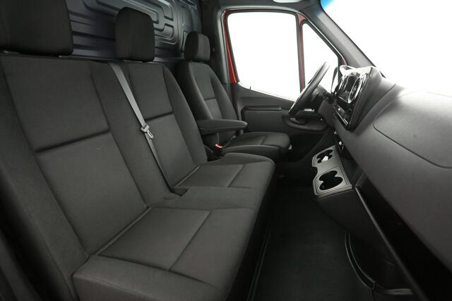 Mercedes-Benz SPRINTER 314 2.2 CDI L2H2 143PK | Automaat | Airco | Camera | Cruise | 3 Zits | Carplay
