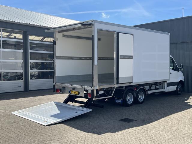 Mercedes-Benz SPRINTER 516 2.2 CDI Clixstar Be-combi Koelwagen Koeling 2700kg laadvermogen Nachtaansluiting Airco Cruise controle Bluetooth telefoonverbinding Be clixtar Be oplegger Bpm vrij Euro 6