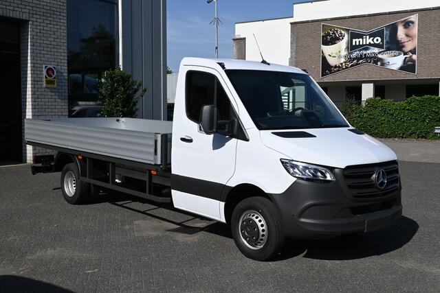 Mercedes-Benz SPRINTER 517 CDI Pro L3 Open laadbak 3500 kg Trekgewicht, LED, Smartphone integratie, Etc.
