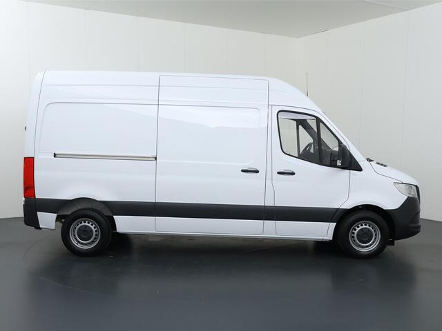 Mercedes-Benz SPRINTER 315 CDI | L2 H2 | FWD | AUT. | AIRCO | 2-ZITS | MULTIFUNCTIONEEL STUURWIEL | APPLE CARPLAY | ANDROID AUTO | ACHTERUITRIJCAMERA | LAADRUIMTE INRICHTING | CERTIFIED