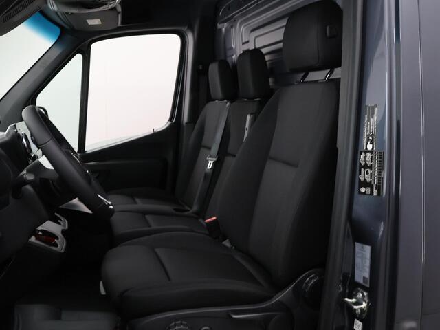 Mercedes-Benz SPRINTER 519 CDI L2 H2 SELECT | 5.0 T | 5000 GVW | N2 | AUTOMAAT | 3500KG AHW VOORBEREIDING | ACHTERUIRIJCAMERA | ADAPTIVE CRUISE | DODEHOEKDETECTIE | STOELVERWARMING | BOM VOL OPTIES | LED LAMPEN