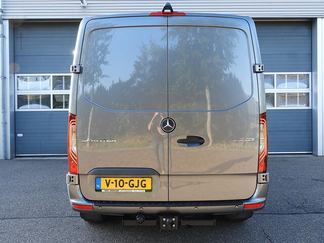 Mercedes-Benz SPRINTER 319 1.9 CDI L2H1 RWD AUT | LED | 360° | LUCHTVERING | 3.5t. TREKHAAK