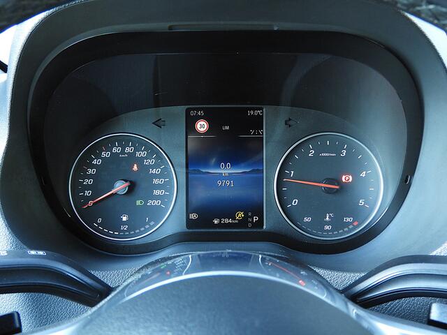 Mercedes-Benz SPRINTER 319 1.9 CDI L2H1 RWD AUT | LED | 360° | LUCHTVERING | 3.5t. TREKHAAK