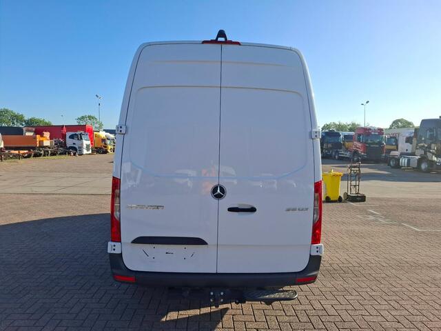 Mercedes-Benz SPRINTER 315 CDI 150PK L2H2 Pro automaat Airco | Cruise | Camera | Trekhaak 3.500KG