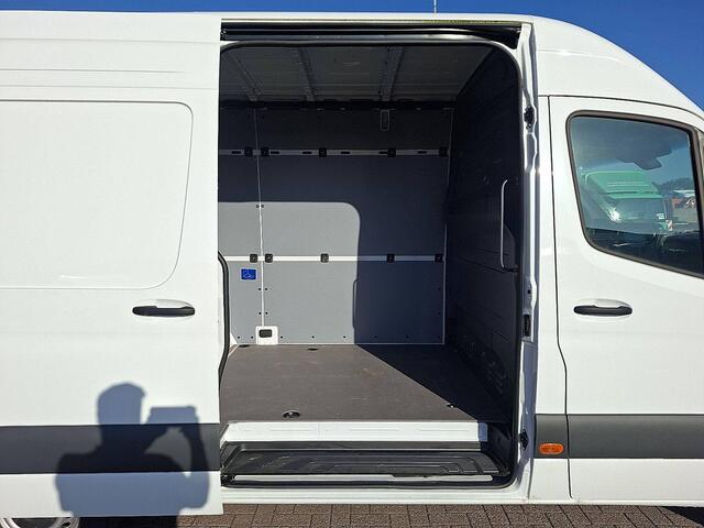 Mercedes-Benz SPRINTER 315 CDI 150PK L2H2 Pro automaat Airco | Cruise | Camera | Trekhaak 3.500KG