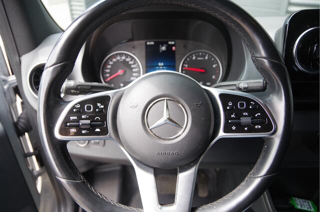 Mercedes-Benz SPRINTER 317 1.9 CDI L1H1 RWD AUT. LED, ADAPT. CRUISE, MBUX 10'', GEV. STOEL, CAMERA, NAVI, CLIMA, VOORRUITVERWARMING