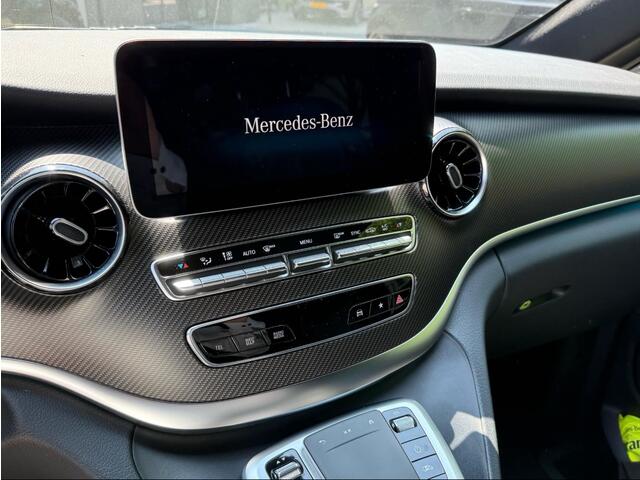 Mercedes-Benz V-KLASSE 300d Lang DC Avantgarde AMG / 360Camera / Leder / Burmester / Koelbox / Stoelventilatie + verwarming / 19'' / DAB / Dodehoek / Cruise Control