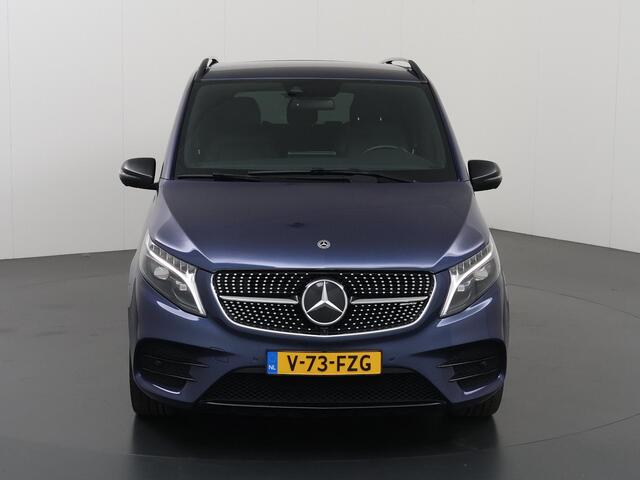 Mercedes-Benz V-KLASSE 300d 4-MATIC | L2 Lang | AMG | Navigatie | Parkeercamera | Stoelverwarming/verkoeling | Elektrische Schuifdeuren | 360° Camera | Burmester | Distronic Plus | Certified