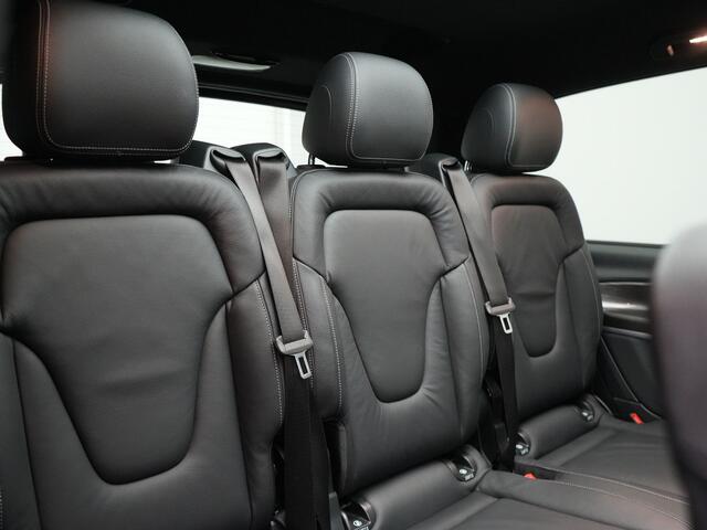 Mercedes-Benz V-KLASSE 250d Lang Avantgarde Edition 7-Persoons | Panodak | Lederen Stoelen Ventilatie & Verwarmd | Burmester Audio | Multi Beam LED | Adaptive Cruise | 360 Camera | Schuifdeuren Elektrisch | Apple Carplay | Sfeerverlichting | Blis | Navig