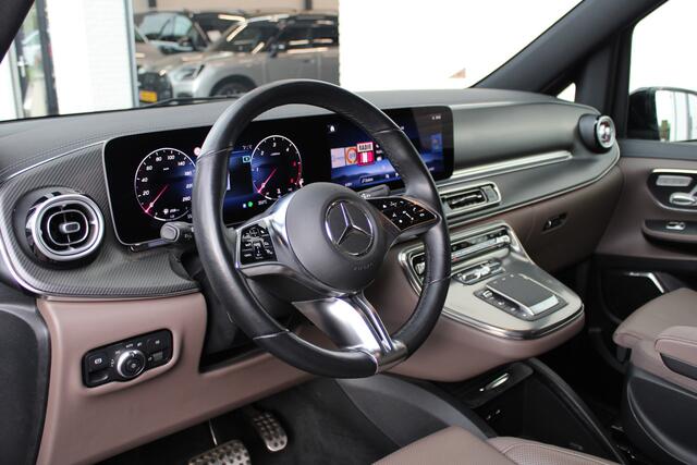 Mercedes-Benz V-KLASSE 300d / XXL / 4-matic / DC / AMG / Luchtvering / Elec Stoelen / 360 Cam / Burmester / Vol Opties / NIEUWSTAAT