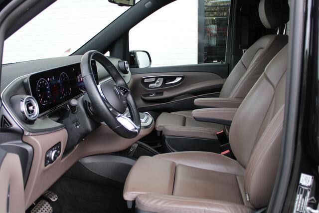 Mercedes-Benz V-KLASSE 300d / XXL / 4-matic / DC / AMG / Luchtvering / Elec Stoelen / 360 Cam / Burmester / Vol Opties / NIEUWSTAAT