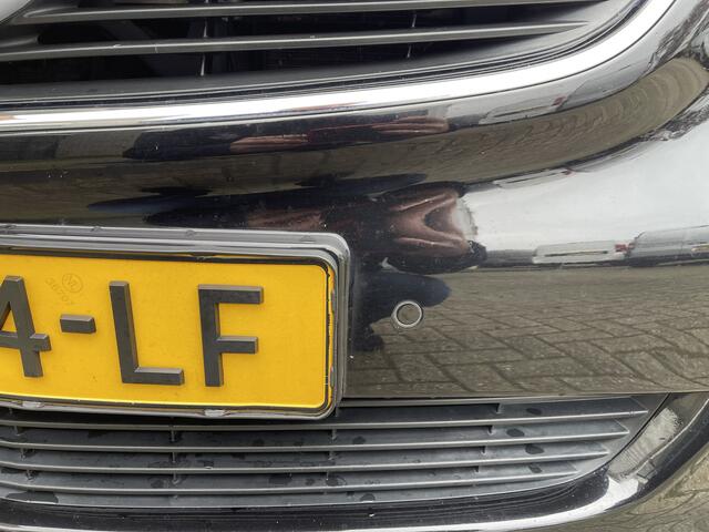 Mercedes-Benz V-KLASSE 250d 190pk automaat Lang L2H1 DC 5 persoons Avantgarde / vaste prijs rijklaar ¤ 39.950 marge / lease vanaf ¤ 652 / zwart leer / electrische schuifdeuren / zwart metallic / burmester