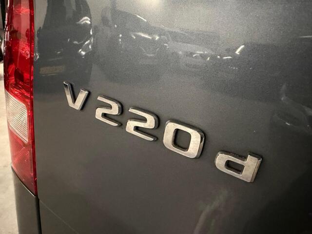 Mercedes-Benz V-KLASSE V220D LANG DC 2017 grijs kenteken