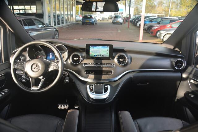 Mercedes-Benz V-KLASSE 300d Extra Lang DC Avantgarde Edition | AMG pakket | Navigatie | Camera | Stoelverwarming | Elek. Schuifdeuren |