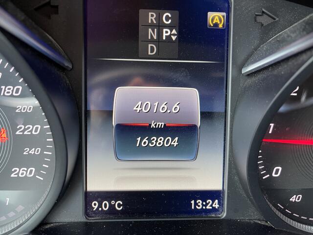 Mercedes-Benz V-KLASSE 250d 190pk automaat Lang L2H1 Avantgarde 2 persoons / enkel cabine / vaste prijs rijklaar ¤ 34.950 marge / extra stoelen los aanwezig / dubbele electrische schuifdeur / trekhaak / vol opties !