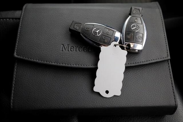 Mercedes-Benz V-KLASSE 300d 4-MATIC Lang Edition AMG Personenbus INCL. BTW/BPM 09-2021