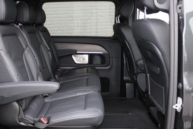 Mercedes-Benz V-KLASSE 300d / DC / AMG / Elec Stoelen / 360 Cam / 2x Elec Schuifdeur / Burmester / Vol Opties / NIEUWSTAAT