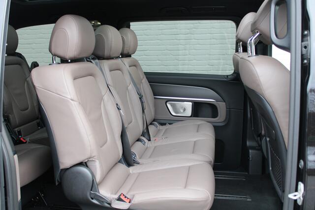 Mercedes-Benz V-KLASSE 300d / AMG / Exclusive / DC / 4-matic / Luchtvering / Pano / 360 Cam / Burmester / Vol Opties / NIEUWSTAAT.