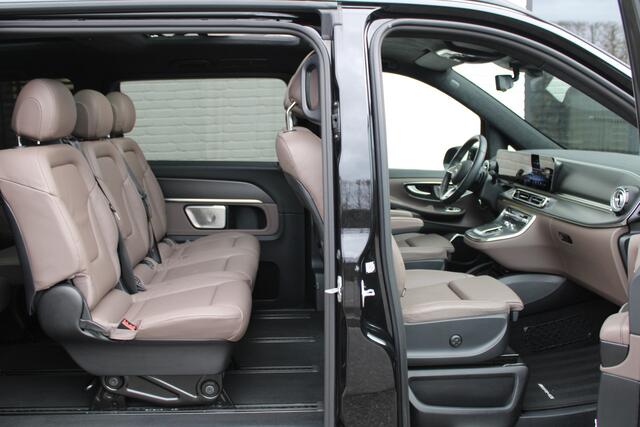 Mercedes-Benz V-KLASSE 300d / AMG / Exclusive / DC / 4-matic / Luchtvering / Pano / 360 Cam / Burmester / Vol Opties / NIEUWSTAAT.