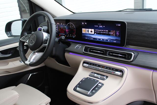 Mercedes-Benz V-KLASSE 250d / DC / AMG / New Model / 2x Elec Schuifd / 360 Cam / Burmester / Vol Opties / NIEUWSTAAT