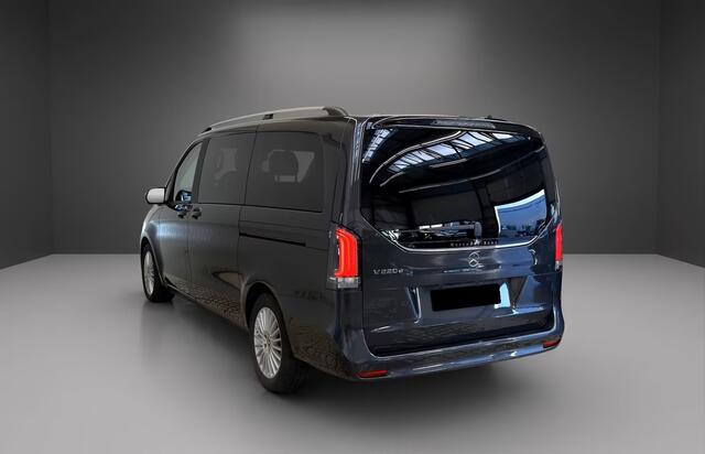 Mercedes-Benz V-KLASSE 220d L2 Style Grijs Kenteken Distronic Camera Trekhaak LED MBUX 2 EL. Schuifdeuren