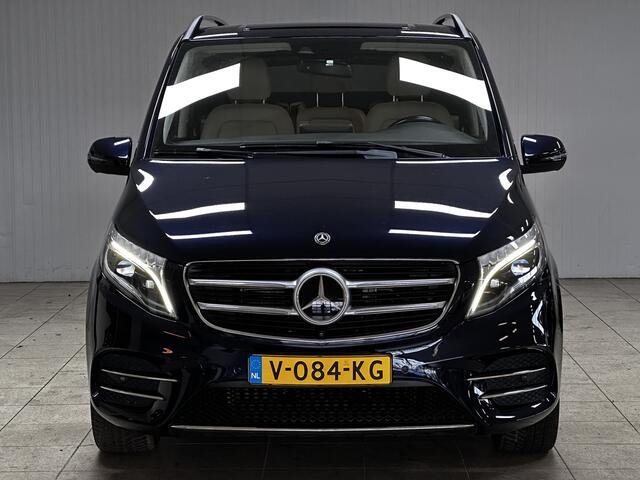 Mercedes-Benz V-KLASSE 250d 4-MATIC Lang DC Avantgarde AMG/ Automaat/ 191 pk!/ Trekhaak/ Burmester!/ 19'' LMV/ 360° Camera/ Elek. Schuifdeuren/ Adaptive Cruise/ Leder/ Stoelverw./ LED Koplampen/ Chroom/ Lane-Assist./ Dode-Hoek DET./ Sfeerverlichting.
