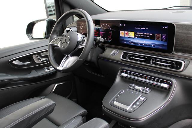 Mercedes-Benz V-KLASSE 300d / DC / AMG / 4-Matic / Panorama / Elec Stoelen / 360 Cam / Burmester / Vol Opties / NIEUWSTAAT