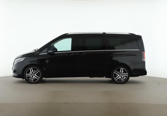 Mercedes-Benz V-KLASSE 300 Benzine L2 Avantgarde 7-zitter Leder Panoramadak Distronic Stoelkoeling Burmester 19 Inch