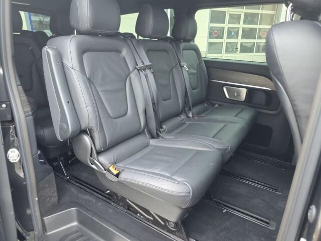 Mercedes-Benz V-KLASSE 300d L3 AMG Avantgarde 8 personen EL. Schuifdeuren Burmester Distronic Multibeam 19 Inch
