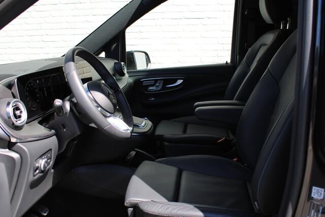 Mercedes-Benz V-KLASSE 250d / DC / 4-Matic / AMG / Elec Stoelen / 2x Elec Schuifd / 360 Cam / Burmester / Vol Opties / NIEUWSTAAT