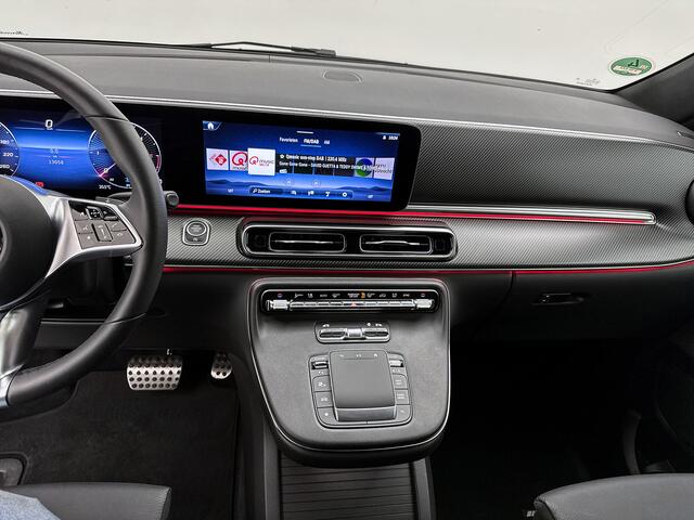 Mercedes-Benz V-KLASSE V300d L3 AMG Line DC 4-Matic Spoilerset Elec schuifdeuren 360camera Dubbele cabine Trekhaak Led