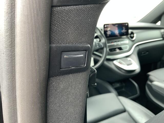 Mercedes-Benz V-KLASSE 300d 4-MATIC Lang DubCab Avantgarde Automaat 5 Zits Leer Volle Auto Trekhaak 2500kg Dub Elec Schuifdeuren Euro 6