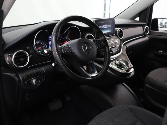 Mercedes-Benz V-KLASSE 220d | L2 Lang | DUBBELE CABINE | DUBBELE SCHUIFDEUR | CAMERA | NAVIGATIE | ILS LED | CRUISE CONTROL | AIRCO | PRIVACY GLAS | 19" LICHTMETALEN WIELEN | SPIEGEL PAKKET | LED ACHTERLICHTEN