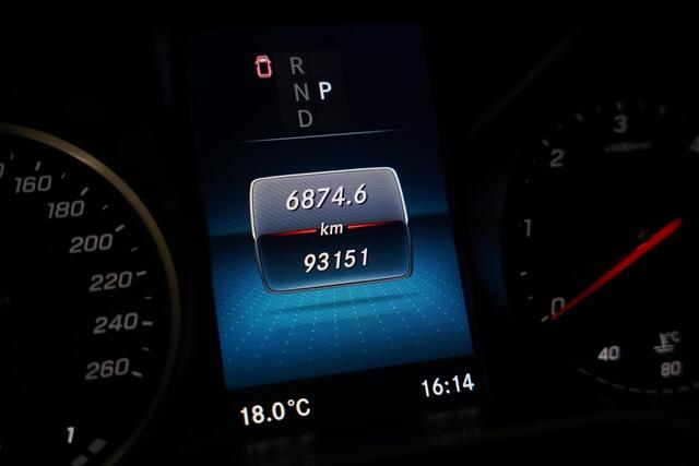 Mercedes-Benz V-KLASSE 300d 4-MATIC Lang Exclusive AMG Line | Luchtvering | Pano | Burmester | Standkachel | Night Pakket