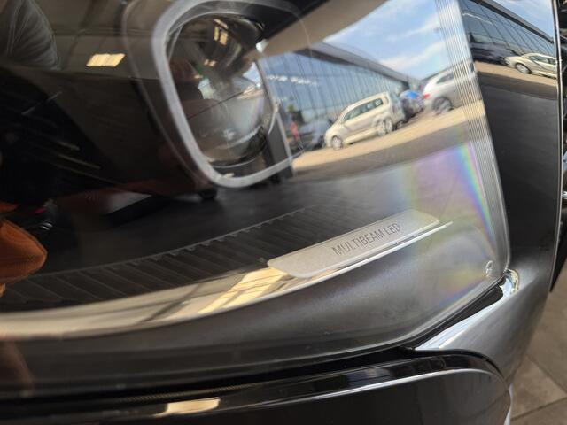 Mercedes-Benz V-KLASSE 300d Extra Lang DC Avantgarde Edition Maxton Design Pakket AMG