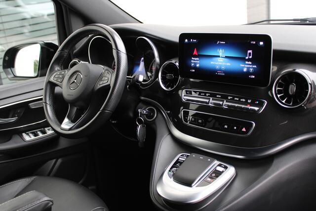 Mercedes-Benz V-KLASSE 250d Aut / Lang / DC / 2x Elec Schuifdeur / Nightpakket / Leer / Camera / NIEUWSTAAT