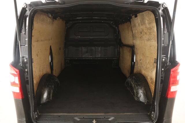 Mercedes-Benz VITO 111 CDI | Airco | Cruise | Navigatie | 3 Persoons | Trekhaak | 16"LMV