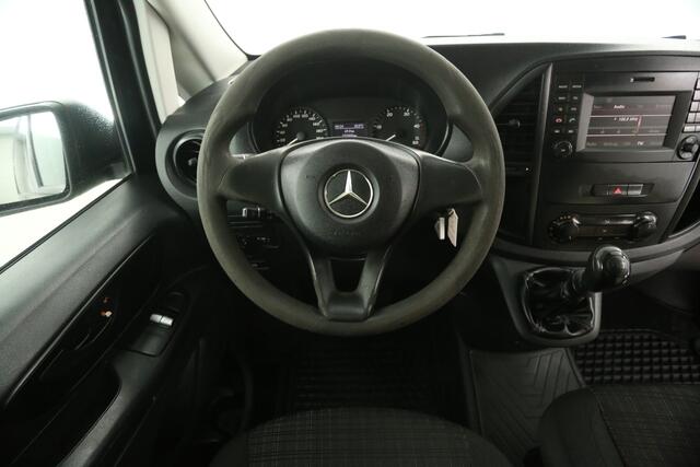 Mercedes-Benz VITO 111 CDI | Airco | Cruise | Navigatie | 3 Persoons | Trekhaak | 16"LMV