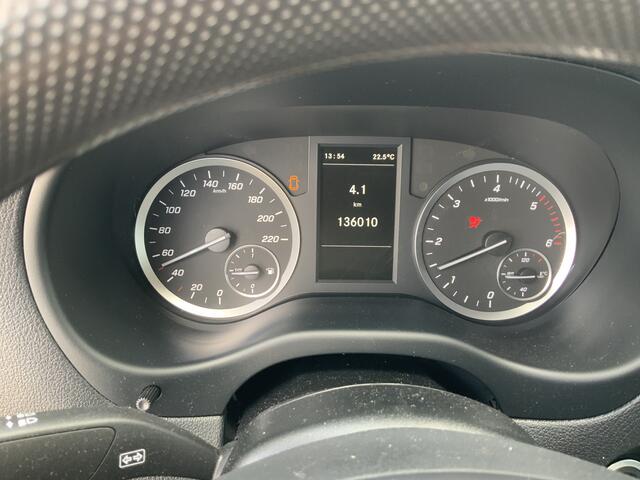 Mercedes-Benz VITO 110 CDI L2 Airco Cruise Navi Scherm Dakrail Euro 6