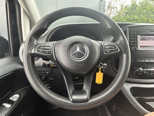 Mercedes-Benz VITO 116 CDI AUTOMAAT / L2H1 / 1e EIG. / LED / ECC AIRCO / CRUISE / NAVI / CAMERA / BLUETOOTH
