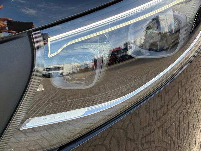 Mercedes-Benz VITO 116 CDI Dubbele Cabine Select L2 Facelift model met veel Opties !