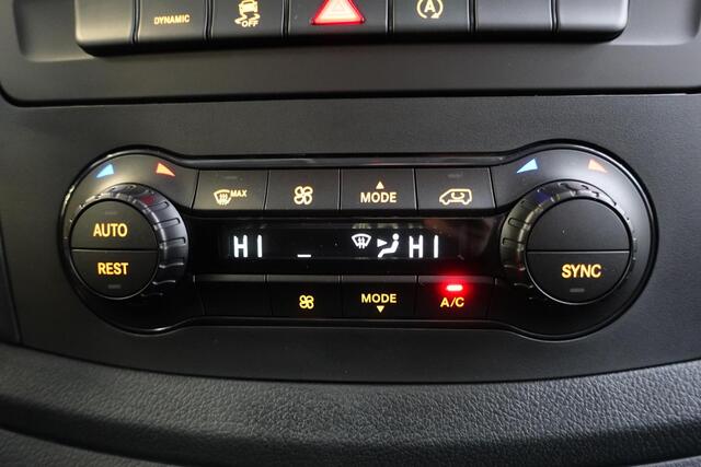 Mercedes-Benz VITO 114 CDI Lang Navi Automaat Bluetooth Camera Trekhaak