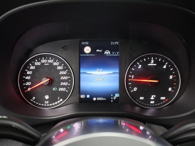 Mercedes-Benz VITO 116 CDI Aut. | L2 | Pro Automaat | Cruise control | Distronic Plus | Tweezitsbank | Airco | Dodehoek Assistent | Laadruimte bekleding | Achterdeuren 270 | Trekhaak AHW 2500 kg |