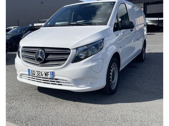 Mercedes-Benz VITO / ELEKTRISCH / 3 ZITTEN /