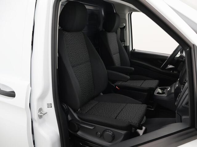Mercedes-Benz VITO eVito 112 | L3 | 66 kWh | NAVIGATIE | STOELVERWARMING | 2-ZITS | STANDKACHEL | CRUISE CONTROL | DODEHOEKDETECTIE | ACHTERKLEP | PARKEERCAMERA | 280 KM WLTP | RIJASSISTENTIE PAKKET