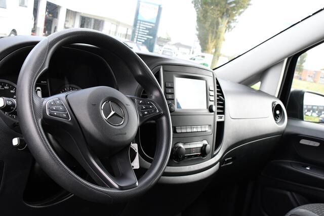 Mercedes-Benz VITO 119 CDI L2 DC Black Edition Camera, Cruise, LED, Carplay, Automaat, Stoelverwarming, 190pk, Trekhaak, Uniek!