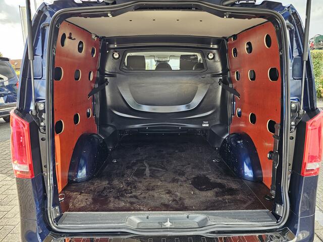 Mercedes-Benz VITO 114 CDI Lang DC Comfort Automaat | Luxe DC | Navi | LED | Trekhaak | Cruise | Origineel NL geleverde auto.