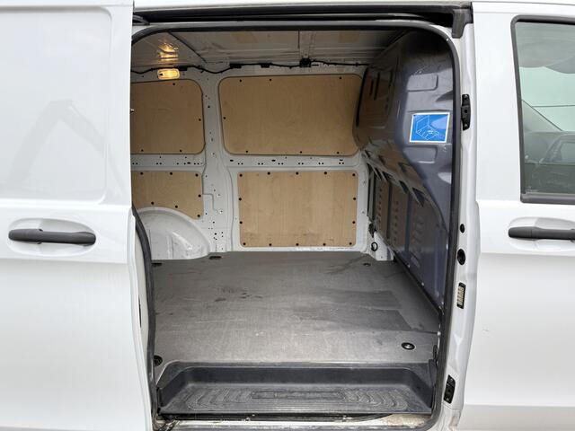 Mercedes-Benz VITO 116 1.9 CDI Automaat L2H1 LED Airco Carplay Climate Control Parkeersensoren voor achter