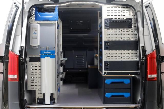 Mercedes-Benz VITO 114 CDI 136pk Compact 9G Automaat 2x Schuifdeur/LED/Camera/Navi/Inrichting 05-2022